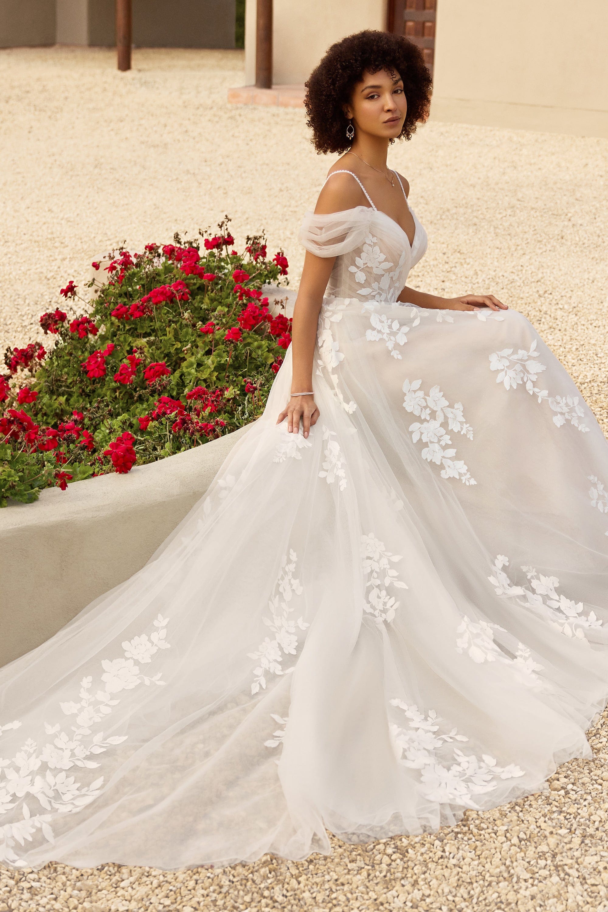 Sophia Tolli Wedding Dress Sophia Tolli: Y3146 - Isla