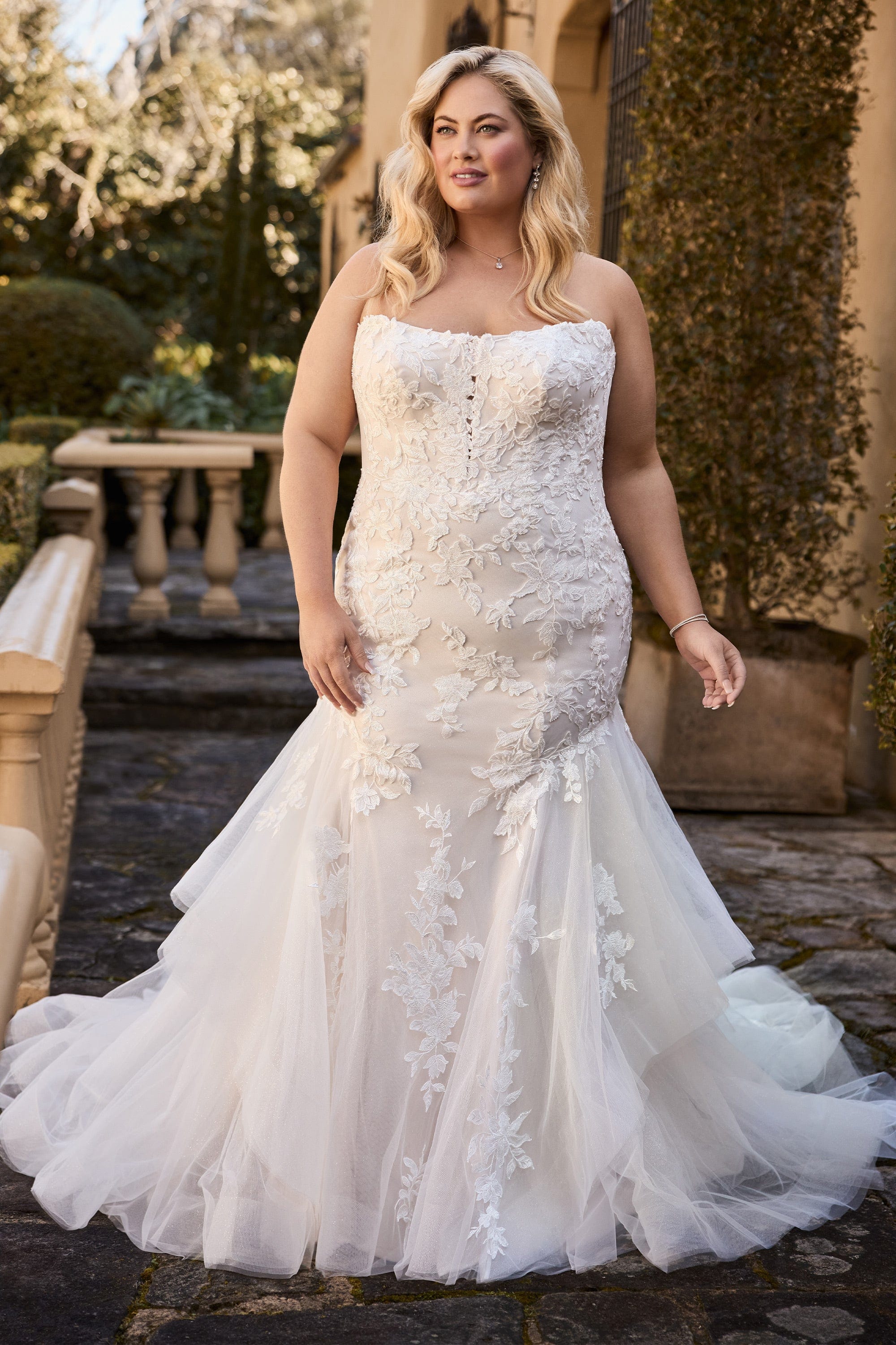 Sophia Tolli Wedding Dress Sophia Tolli: Y3148 - Isobel