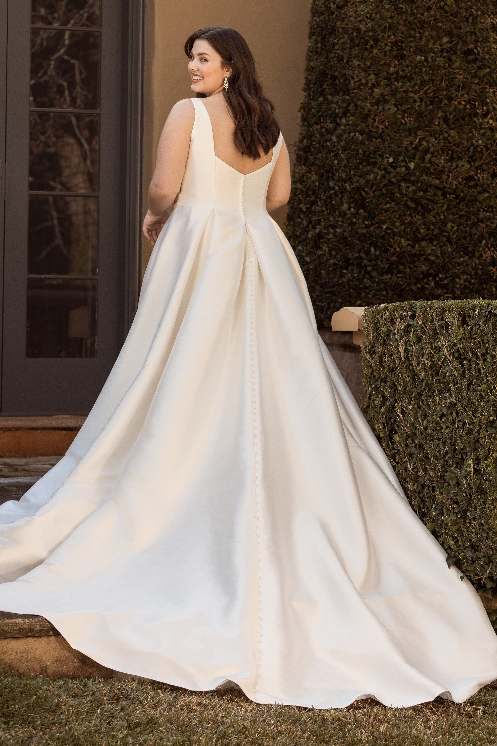 Sophia Tolli Wedding Dress Sophia Tolli: Y3149HB - Ballina