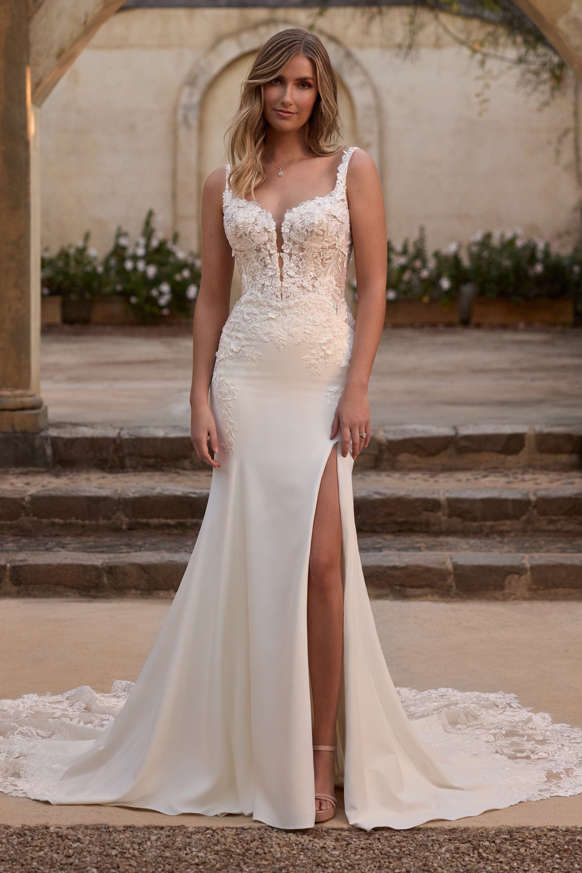 Sophia Tolli Wedding Dress Sophia Tolli: Y3150 - Daisy