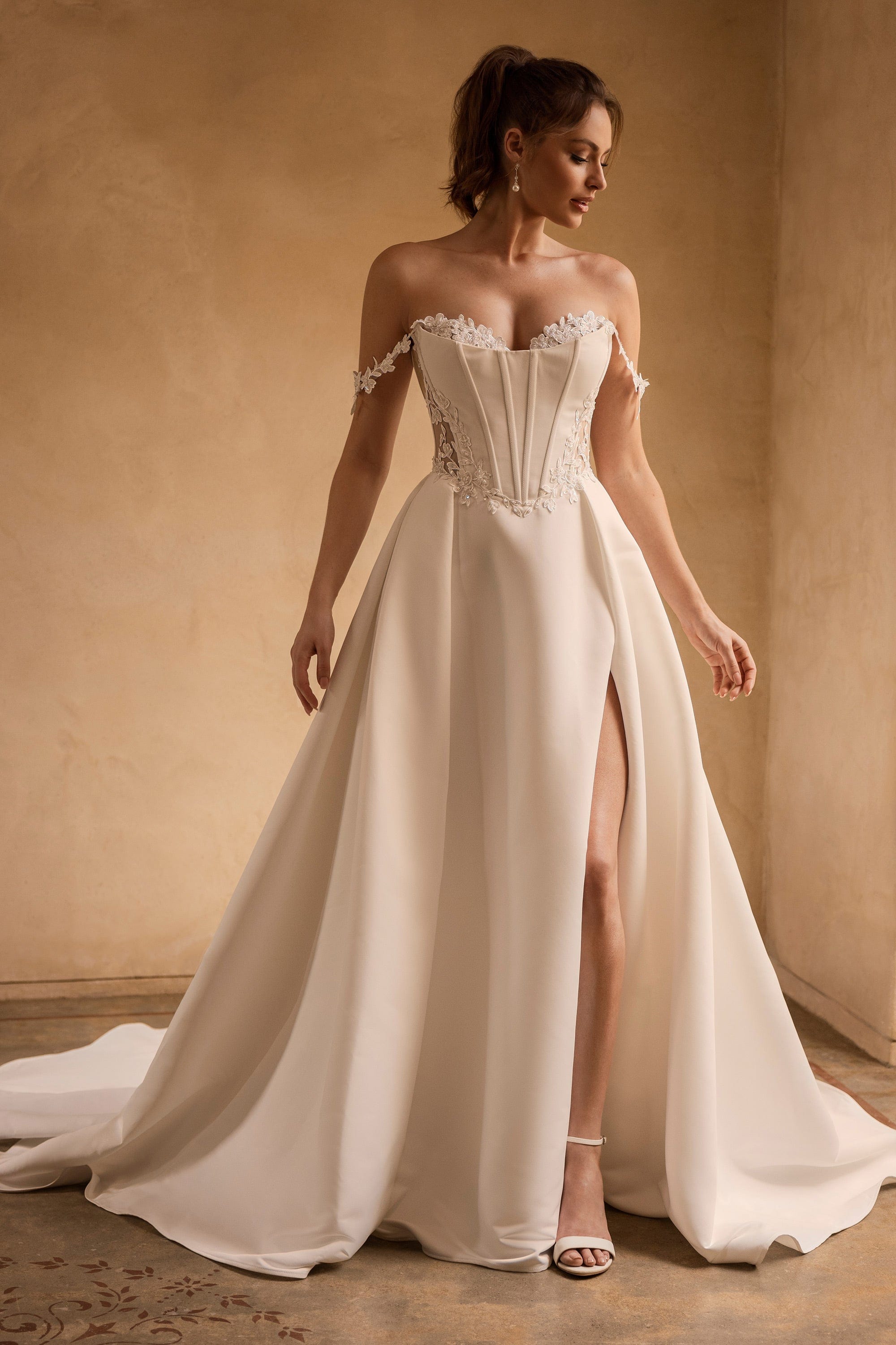 Sophia Tolli Wedding Dress 0 / Ivory Sophia Tolli: Y3171 - Rue