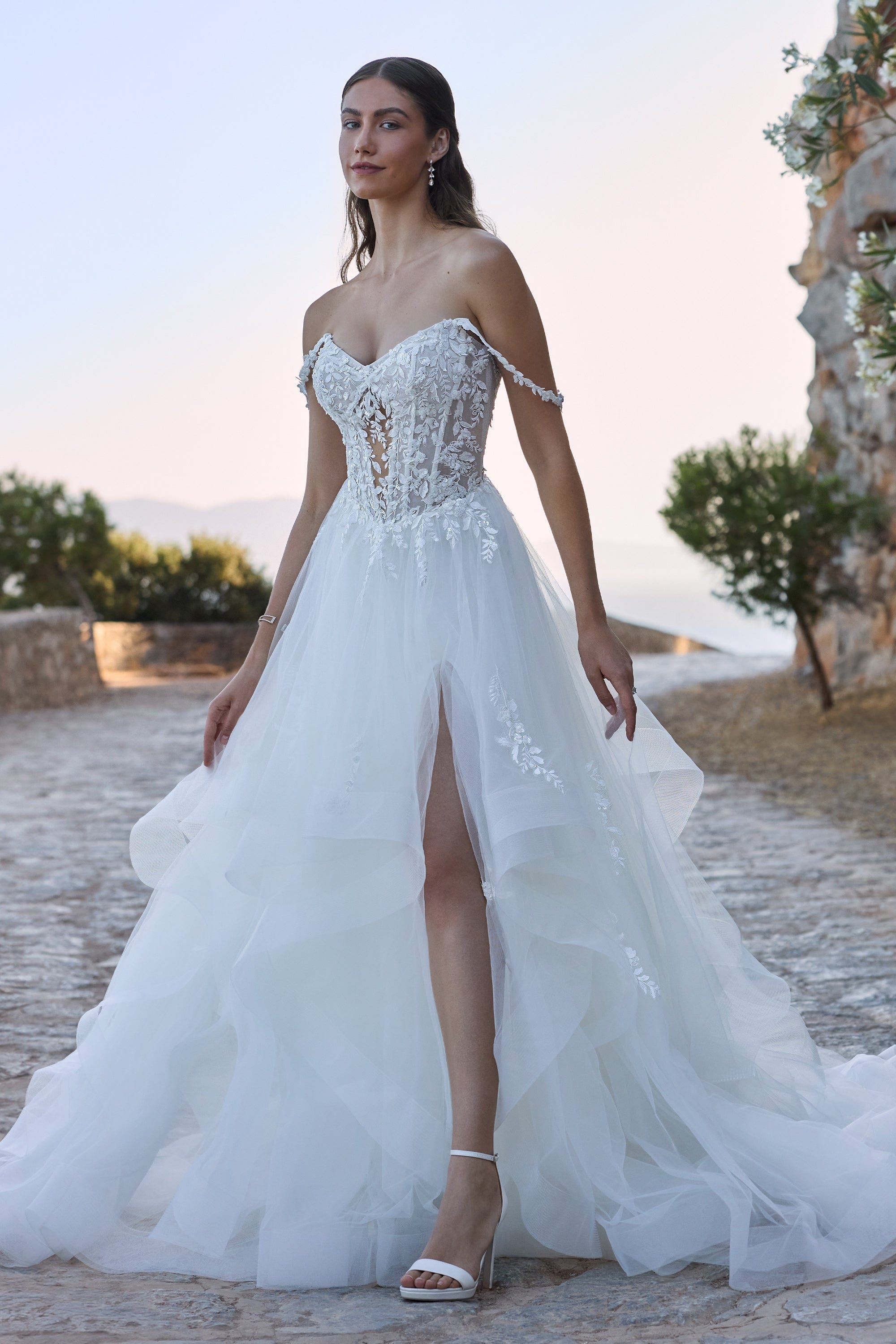 Sophia Tolli Wedding Dress 0 / Ivory Sophia Tolli: Y3186 - Tia