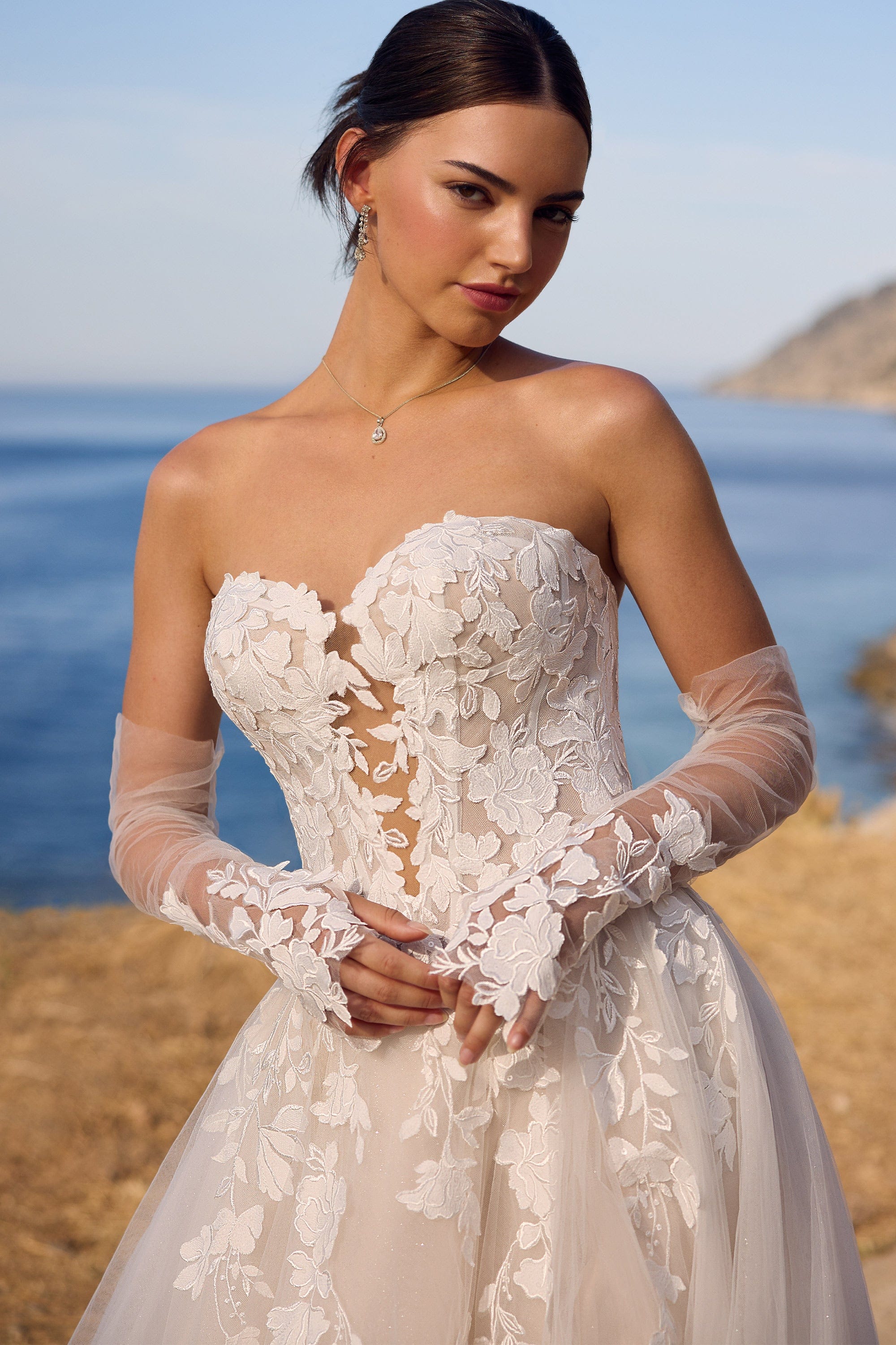 Sophia Tolli Wedding Dress Sophia Tolli: Y3190 - Betty