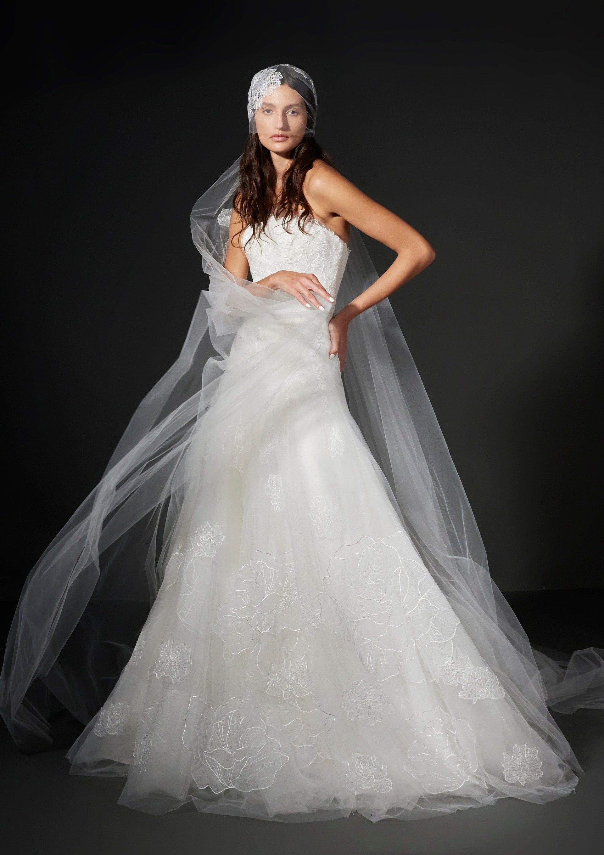 Vera Wang: Albine Vera Wang: Albine