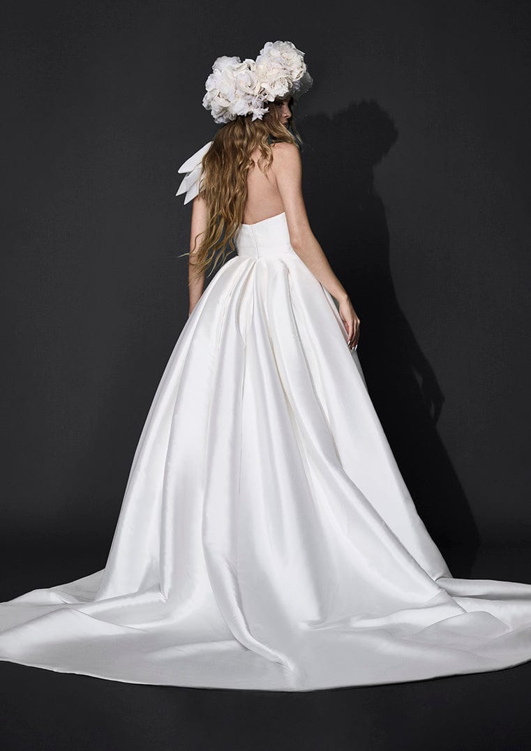 Nice day for a pink wedding? Vera Wang debuts colorful bridal collection
