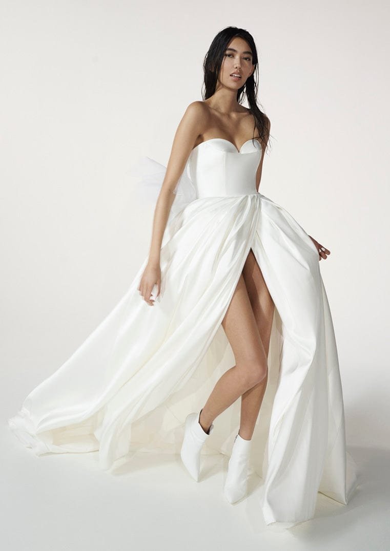 Vera Wang: Faustina Vera Wang: Faustina