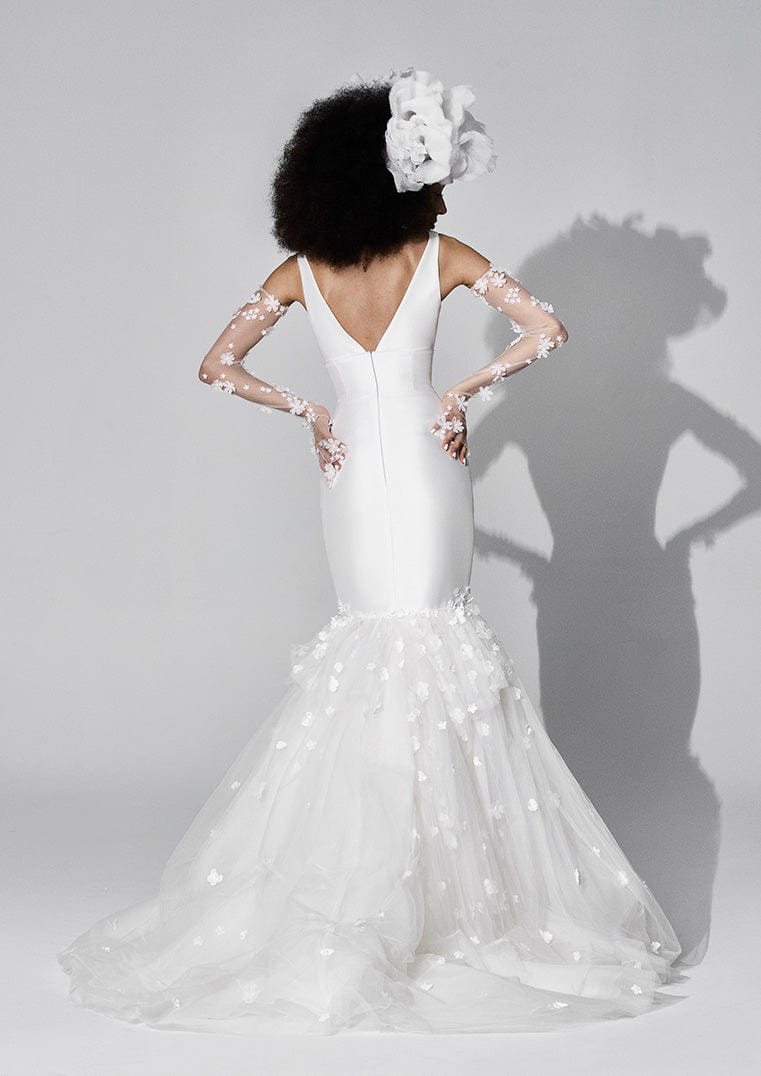 vera wang backless wedding dress Vera Wang: Ronnie