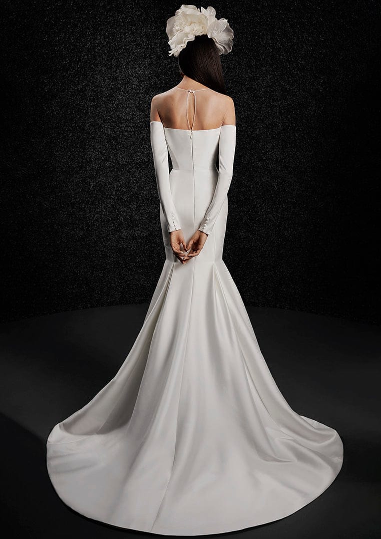 Vera wang off shoulder wedding outlet gown