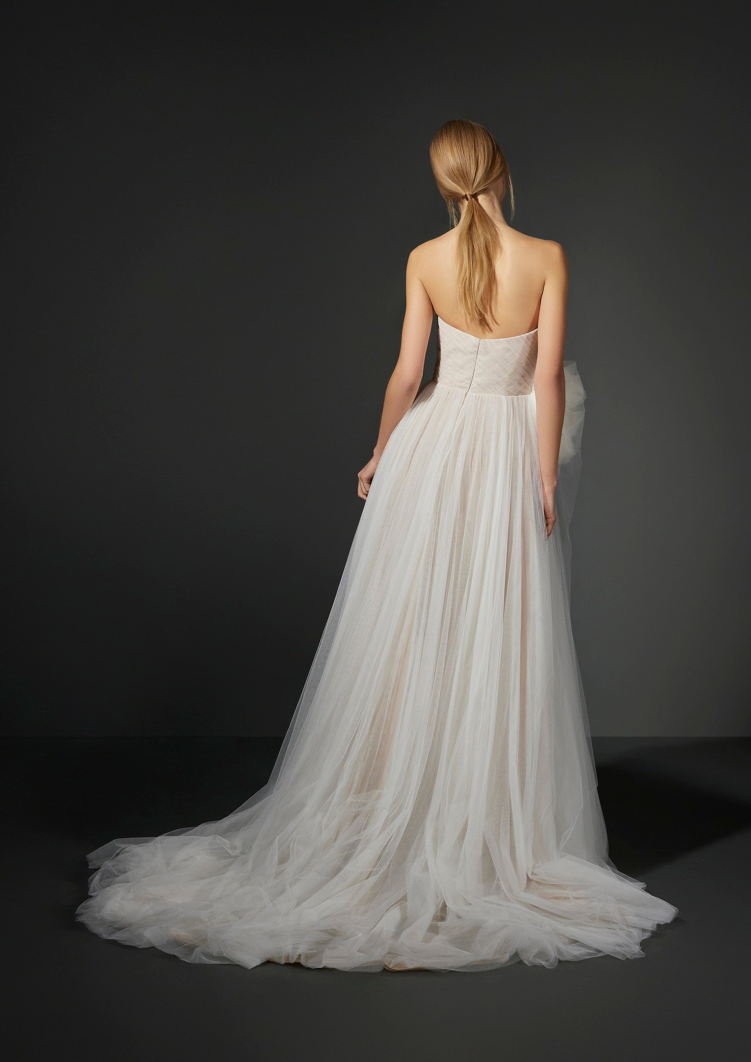 Vera Wang Wedding Dress Vera Wang: Vera Wang: Brice