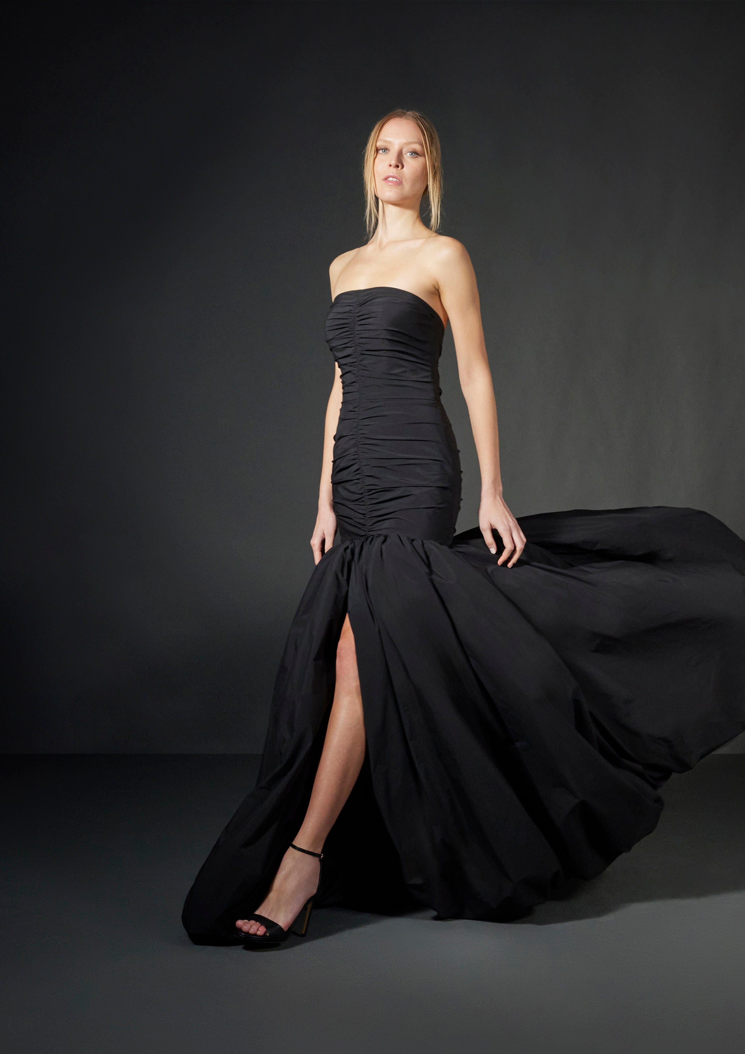 Vera Wang online Black Strapless Evening Gown SZ 10