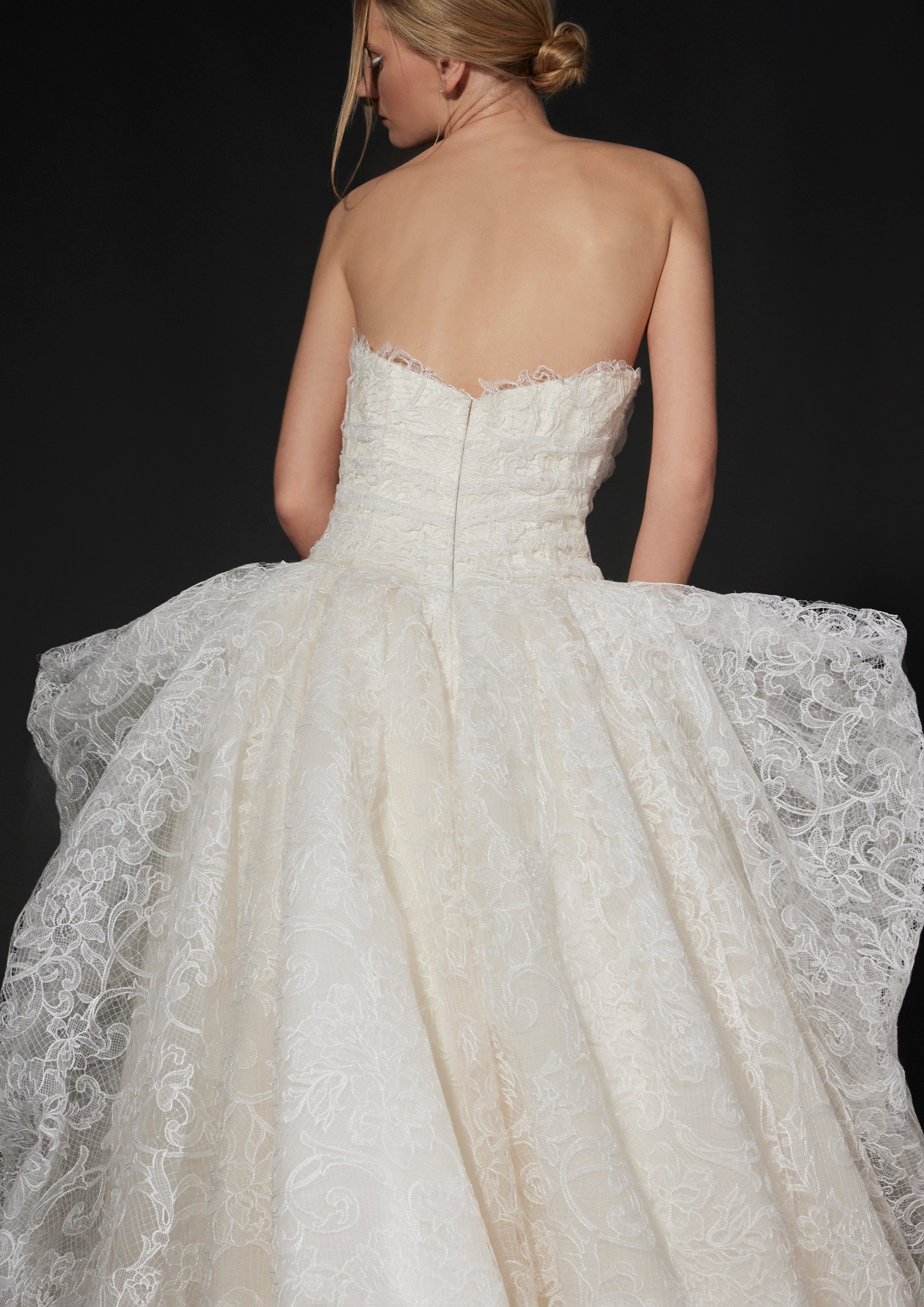 Vera Wang: Roux Vera Wang: Roux