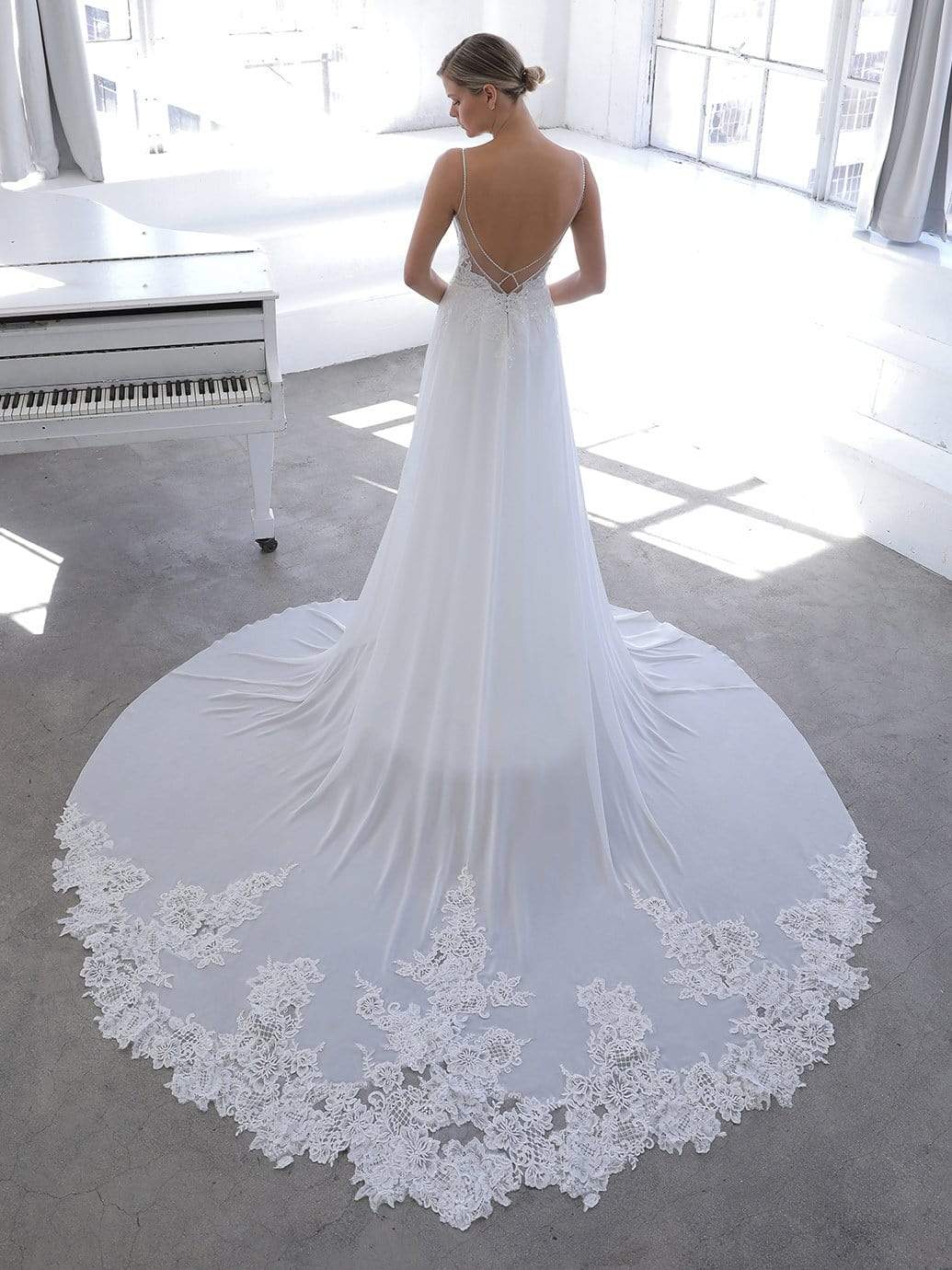 Novella Wedding Dresses