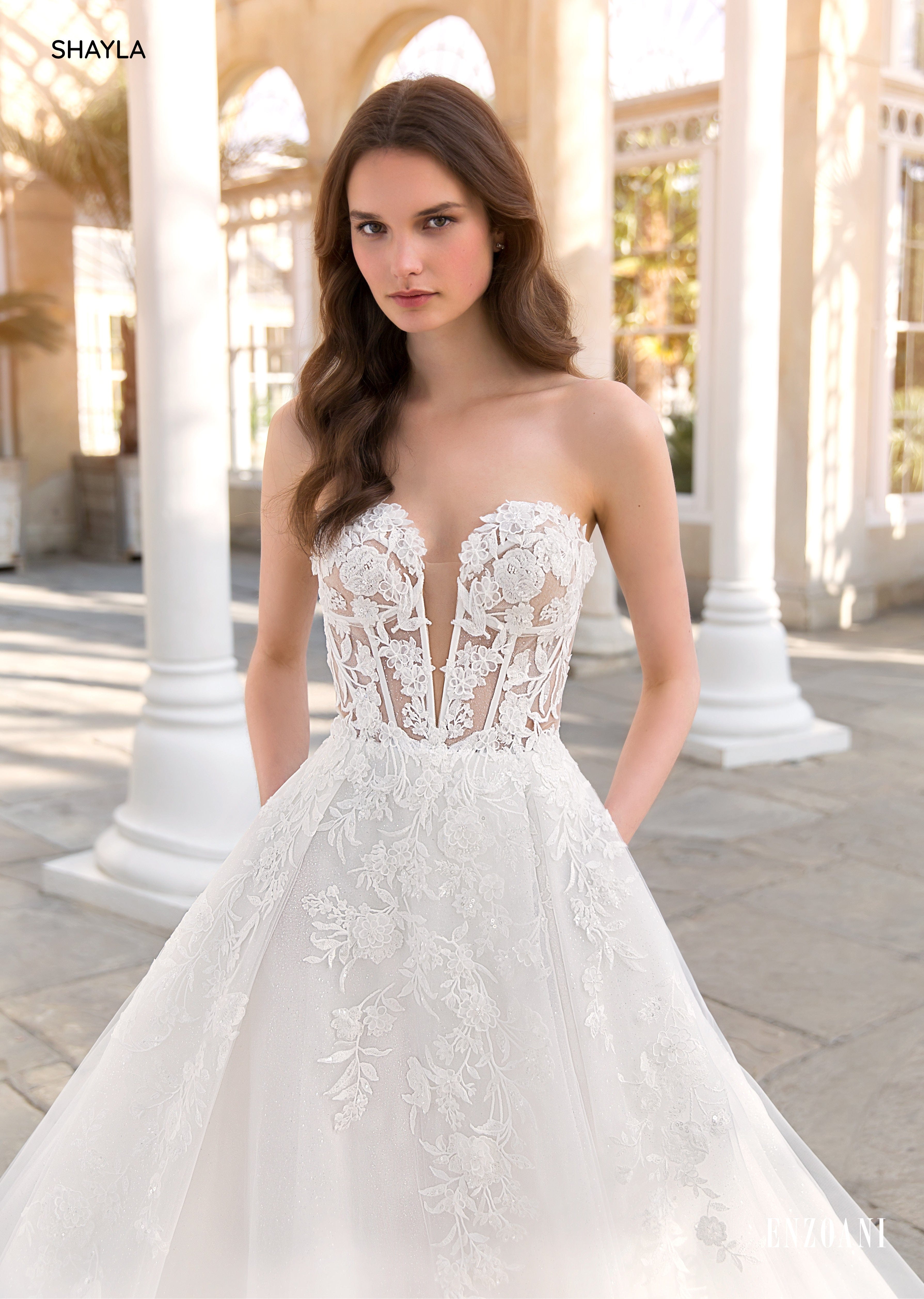 Strapless Lace Mermaid Scalloped Train Wedding Gown CD928 Strapless Lace  Mermaid Scalloped Train Wedding Gown CD928