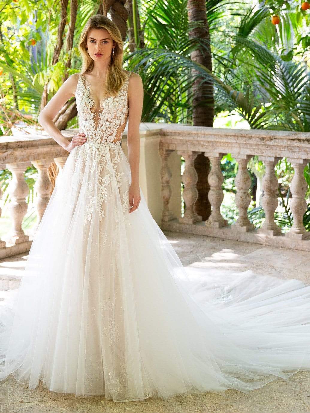 Enzoani Wedding Dress Enzoani Style: Riva