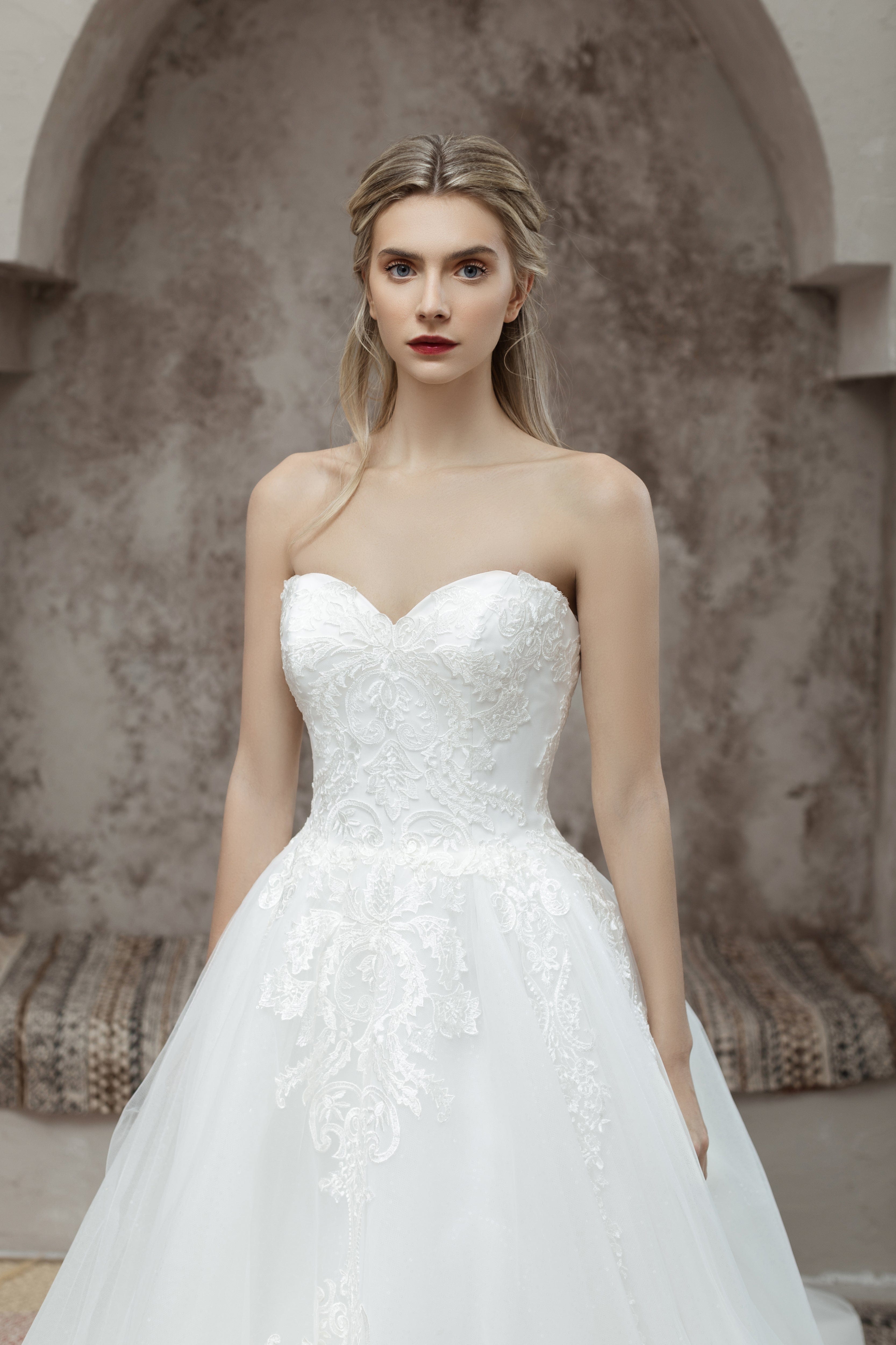 Magnolia Couture Wedding Dress Magnolia Couture: Alchemilla