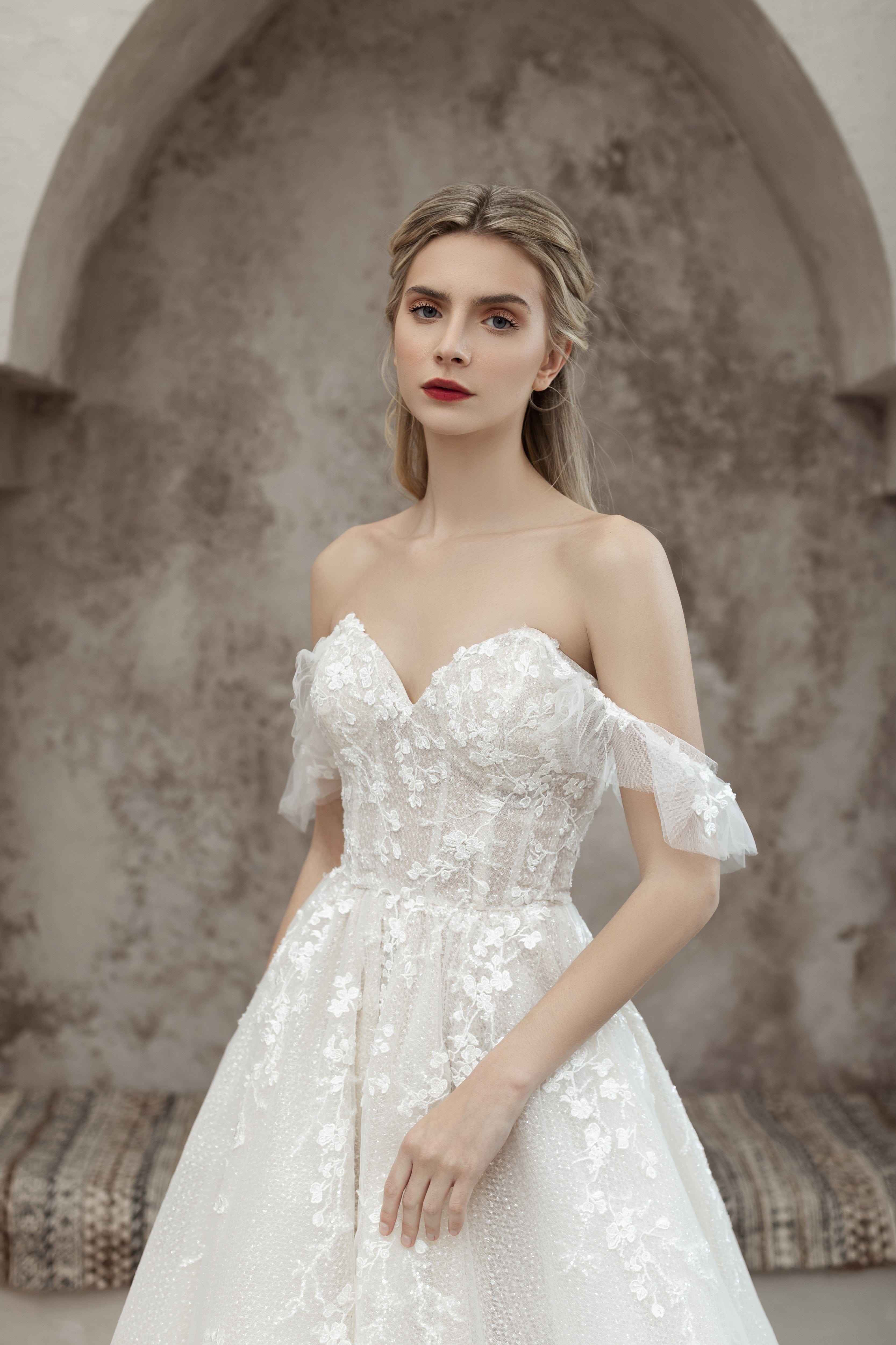 Magnolia Couture Wedding Dress Magnolia Couture: Gerbera