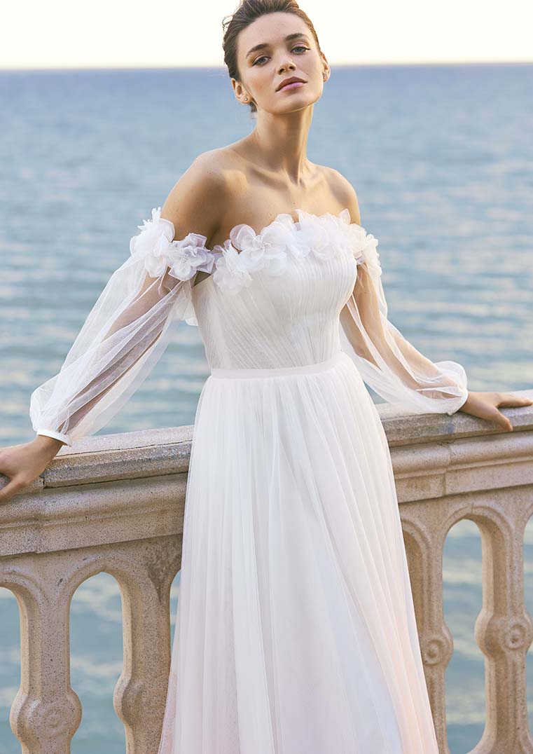 How much is 2025 a marchesa wedding dress