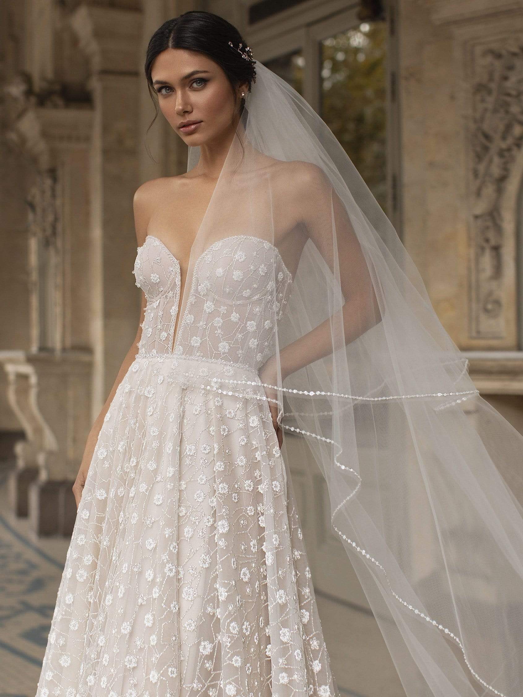 Pronovias sale veil price