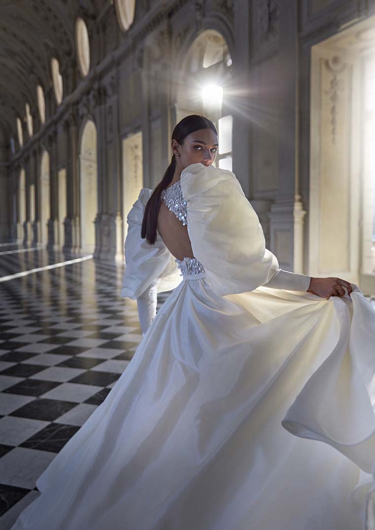 Pronovias Privee Wedding Dress Pronovias Privee: Oliana