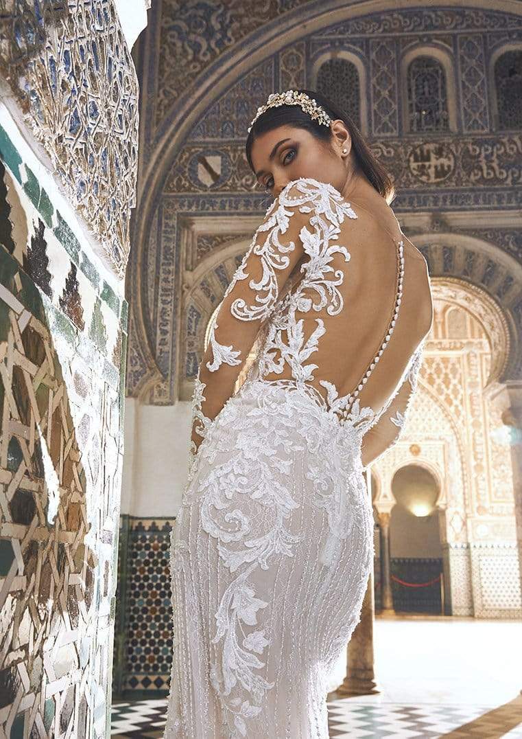 Pronovias Privee Wedding Dress Pronovias Privee: Saharan