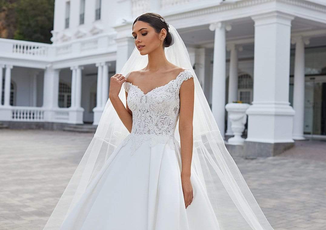 Faye's sales bridal boutique