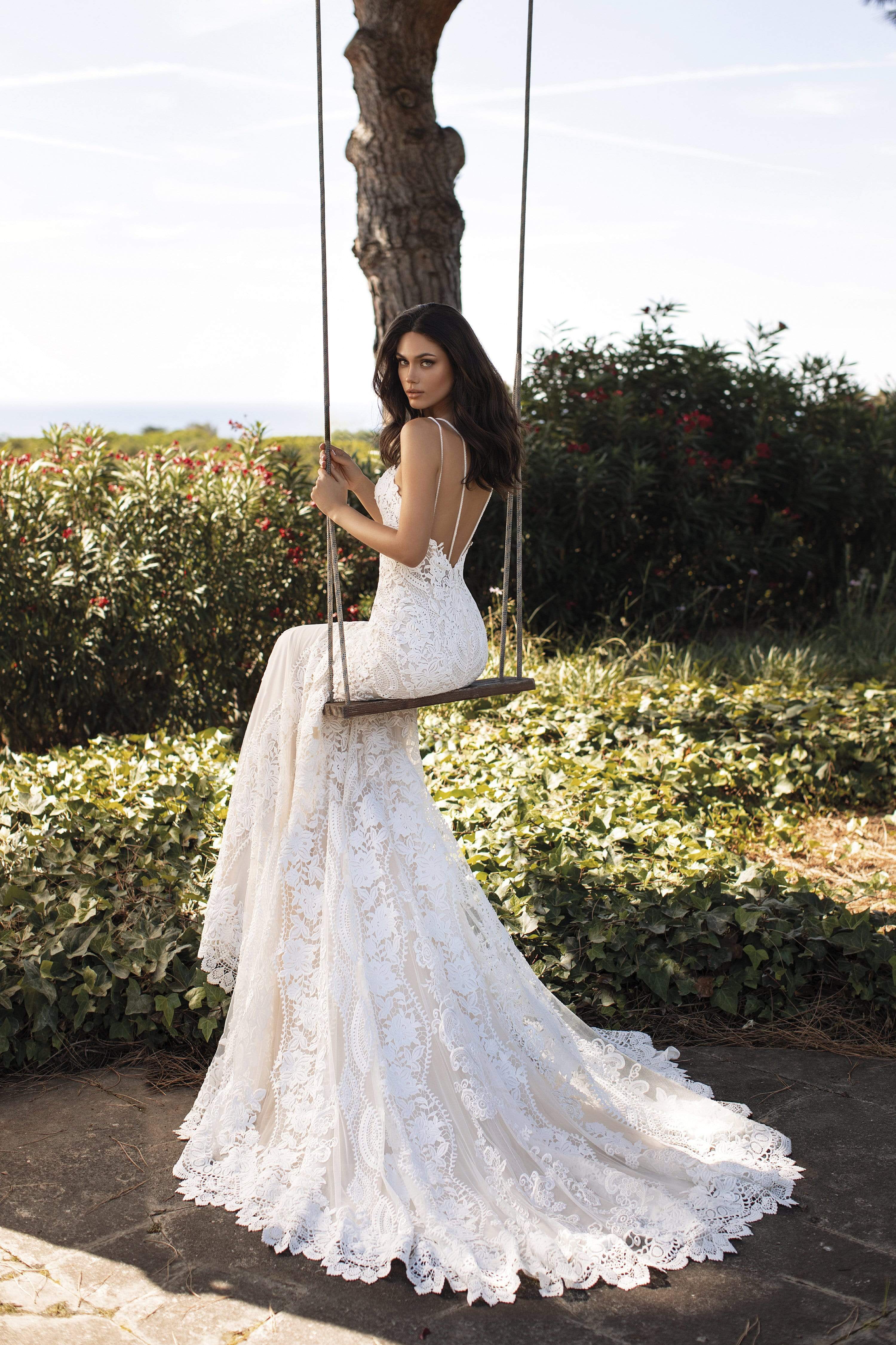 Pronovias Wedding Dress Pronovias: Floriana