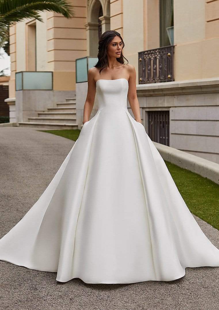 Pronovias strapless 2025