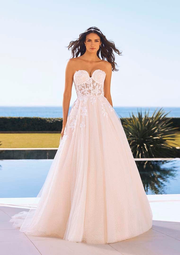 Pronovias Wedding Dress Pronovias: Pheonix