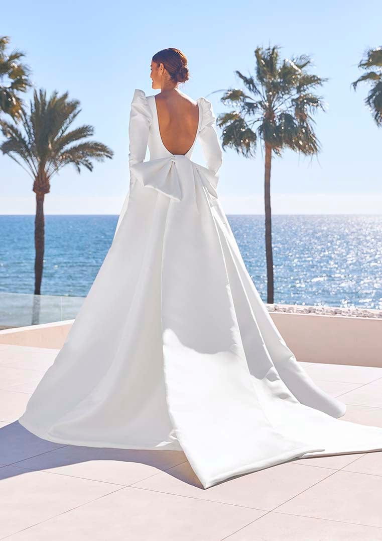Pronovias Wedding Dress Pronovias: Sadia