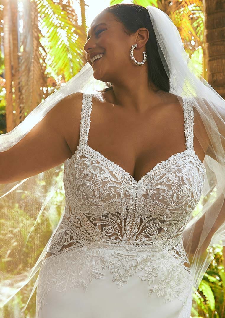 Pronovias plus clearance size wedding dresses