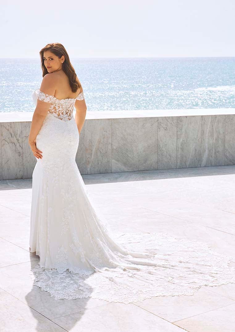 Pronovias: Syrinx