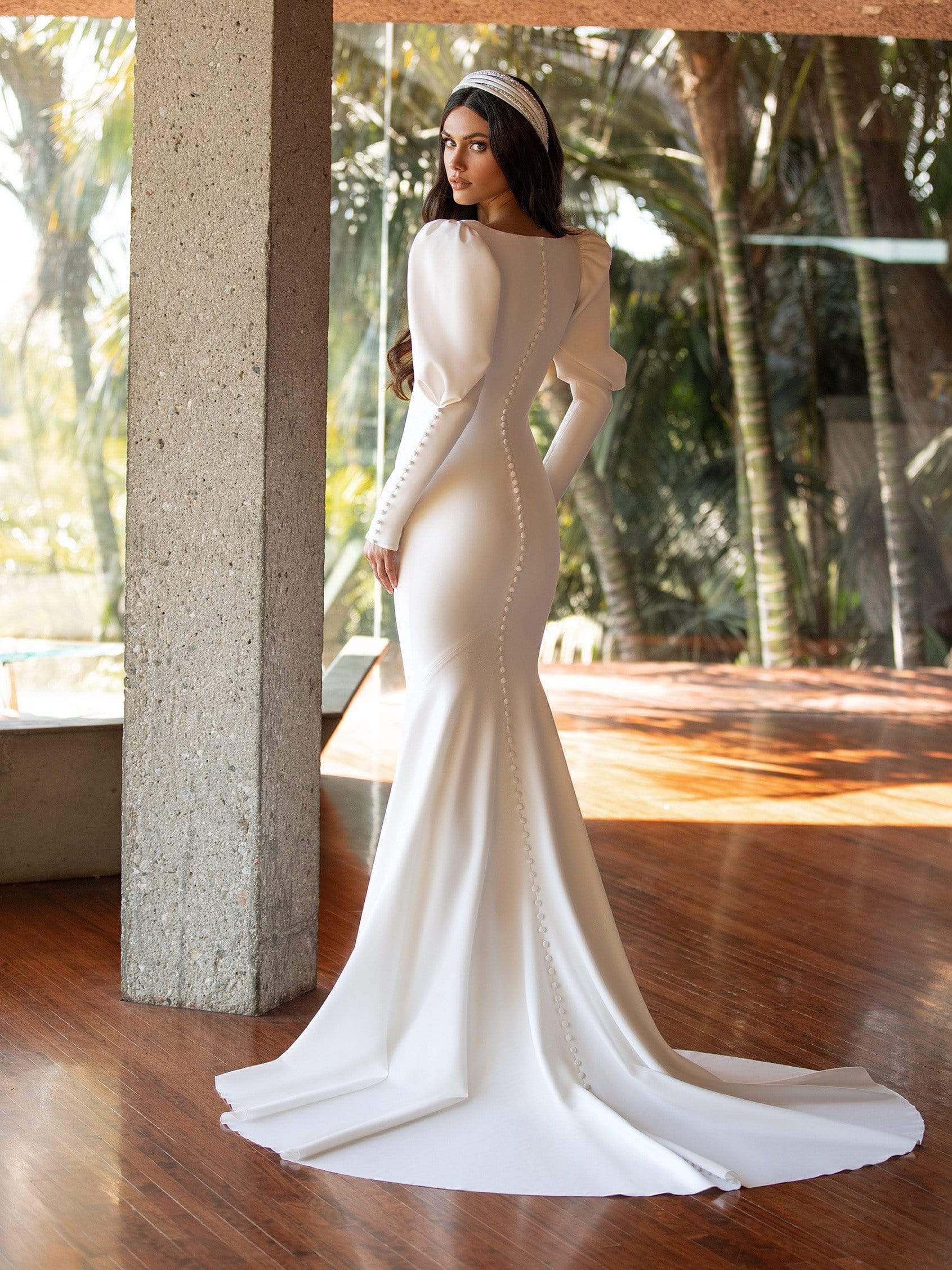 Pronovias Wedding Dress Pronovias: Turner