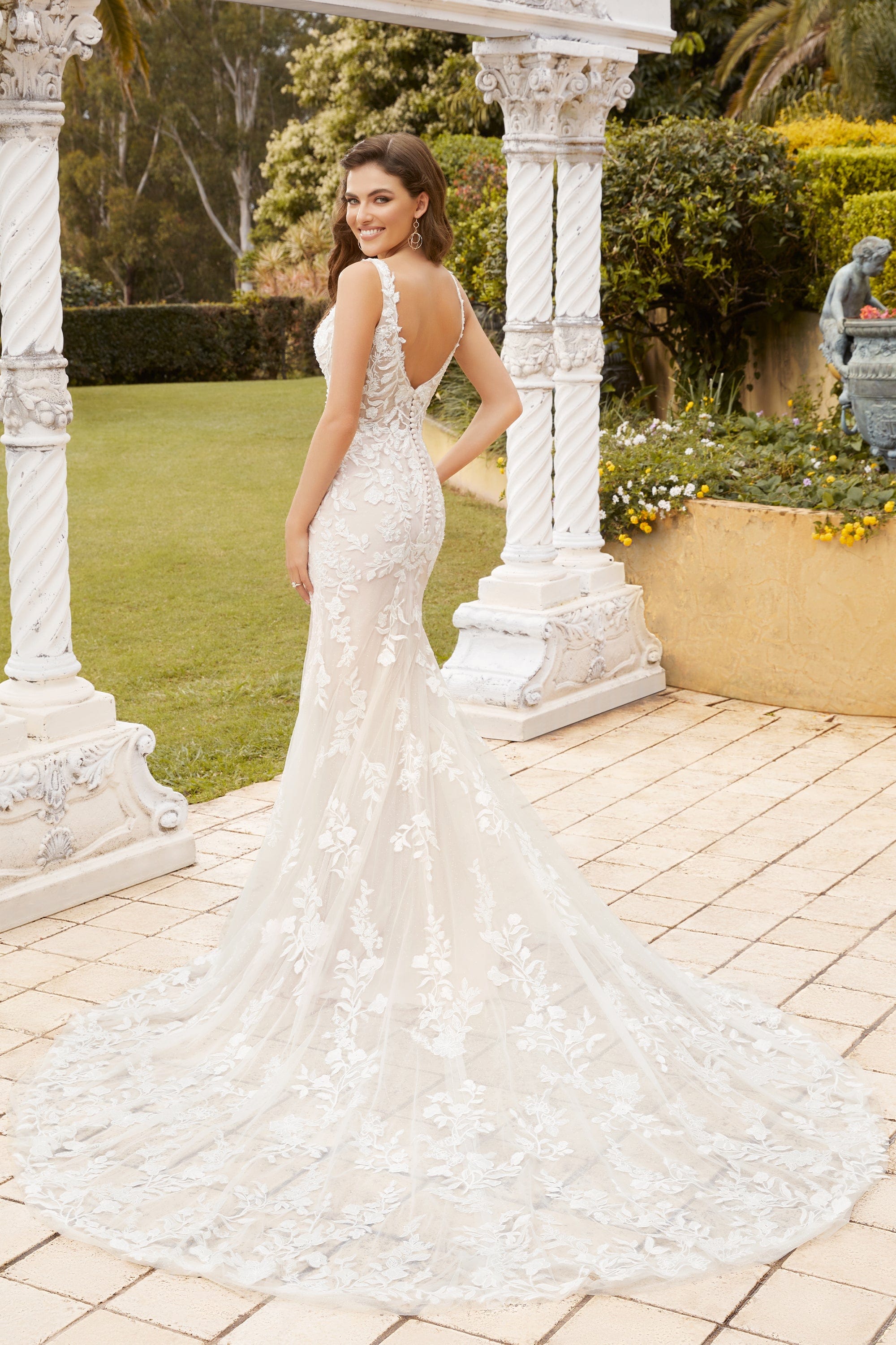 Fit and flare 2024 wedding dress canada